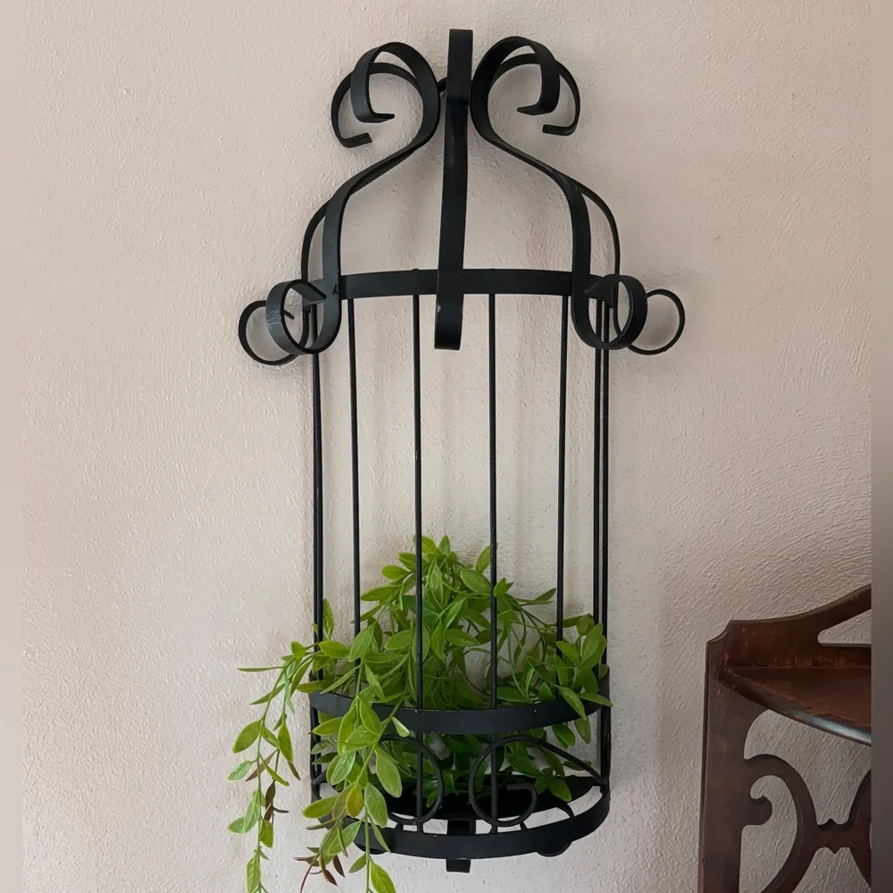 Gothic Black Wrought Iron Wall Sconce Scrolled RARE Vintage